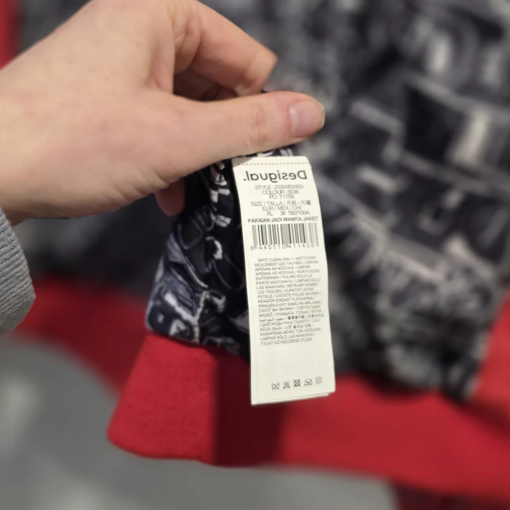 Desigual Red Leather Jacket - Picture 4 of 4